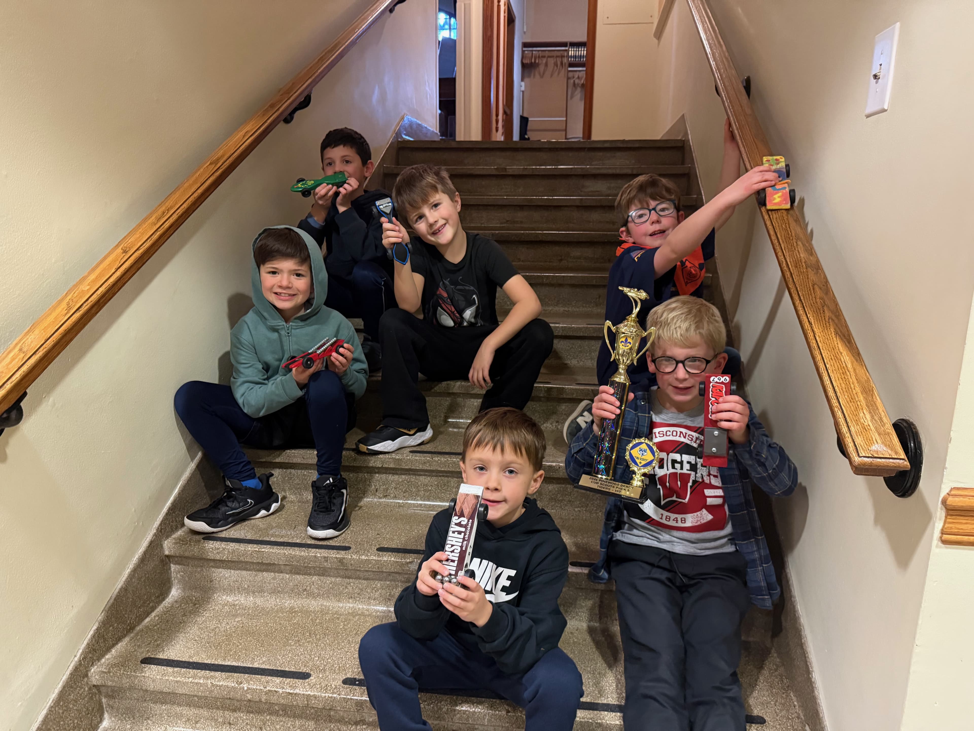 Pack 5 scouts on an outdoor adventure